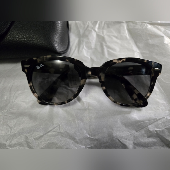 Ray-Ban Tortoise Sunglasses - Picture 2 of 6